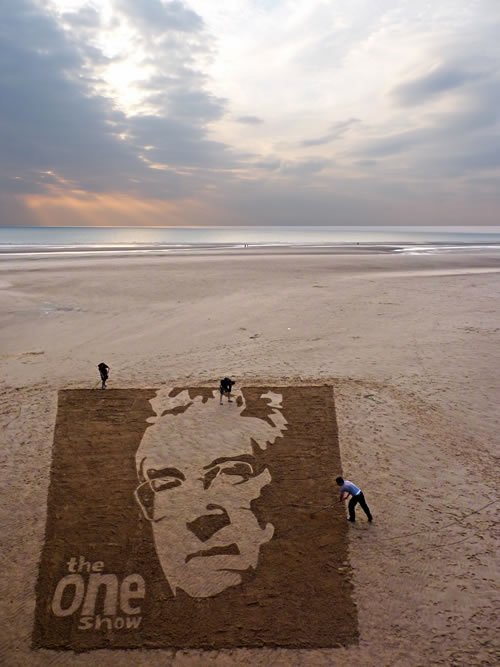One show sand drawing and Jamie Wardley