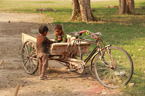 children in Delhi