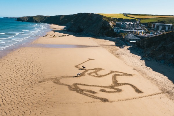 Watergate Bay Sand Drawing.  Image © Mikael Buck / GWR 