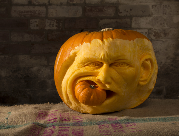 Professional pumpkin carving, Halloween