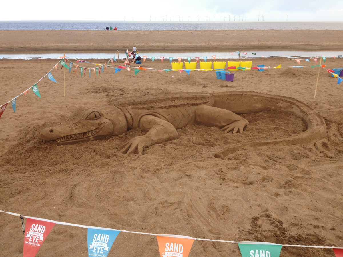 beach sand sculpture 