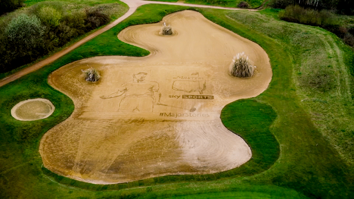Bunker Drawing sand art for Sky Sports