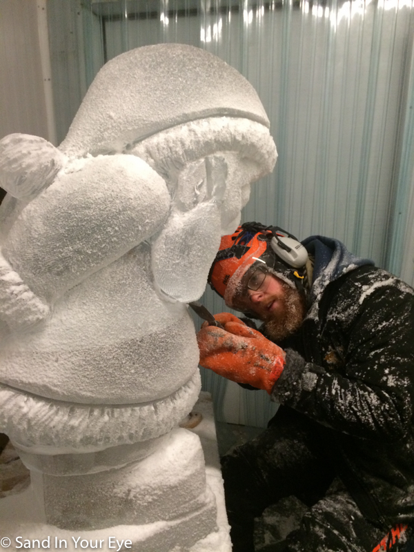 Ice carver Jamie will be running courses in the art of ice carving