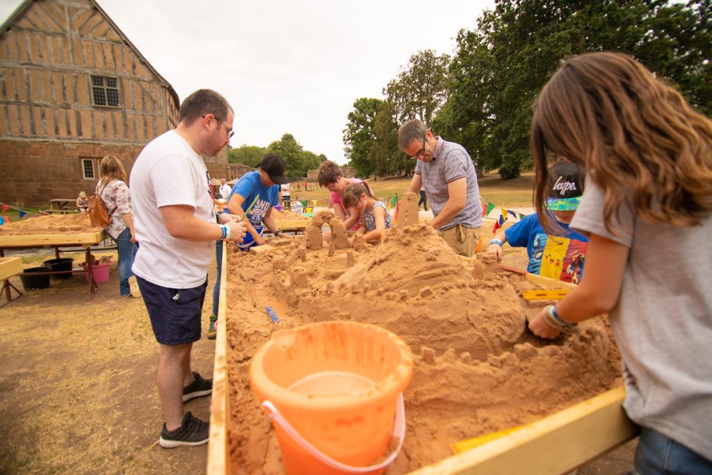 Kenilworth Castle sand art workshops