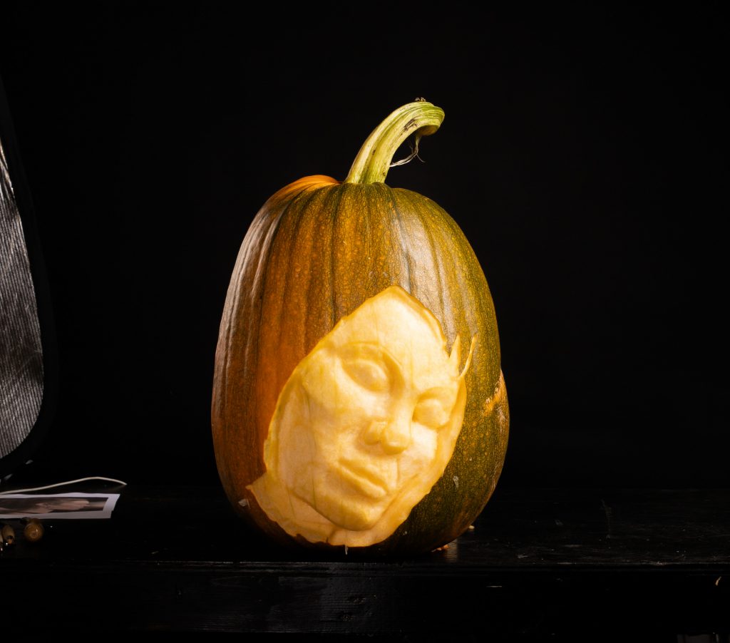 professional pumpkin carving uk