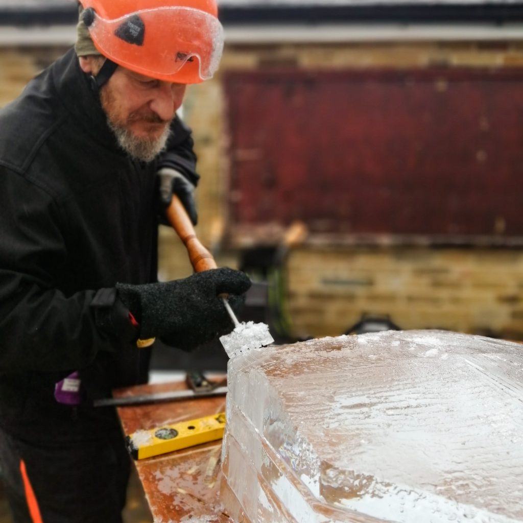 professional ice sculpture uk