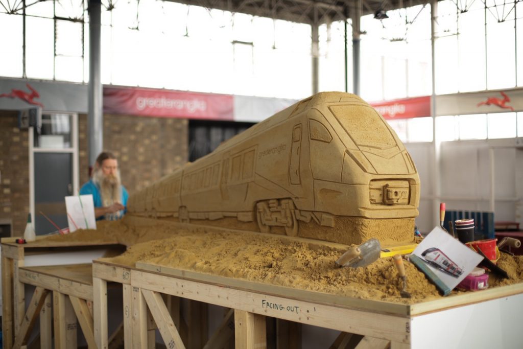 sand sculpture train