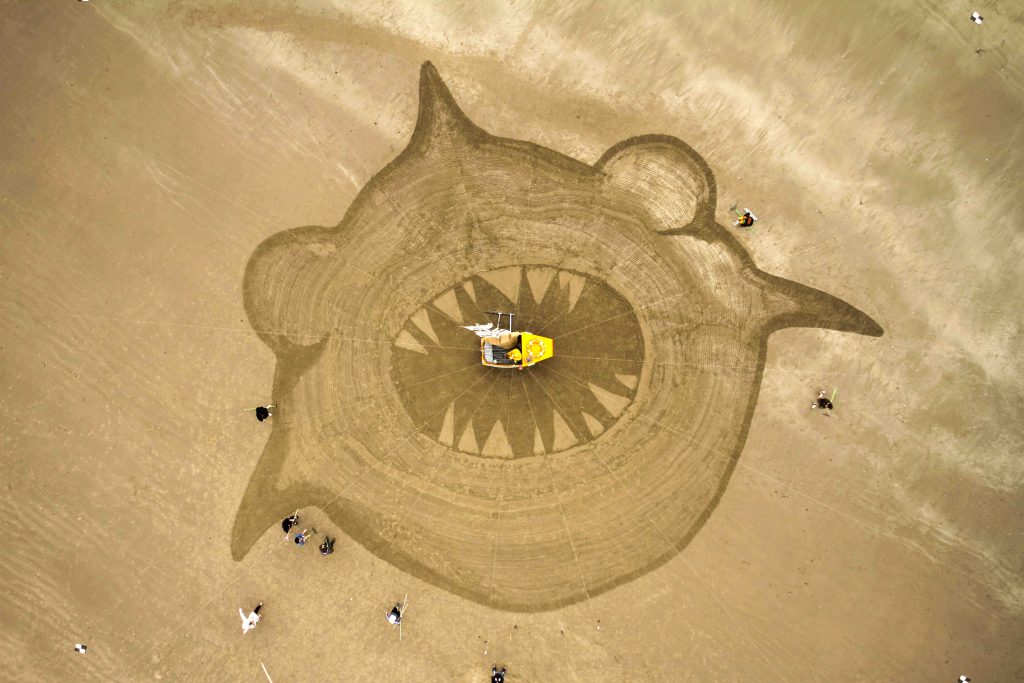 Gulp_guinness_world_record_sand_drawing, credit Aardman Animations (4)